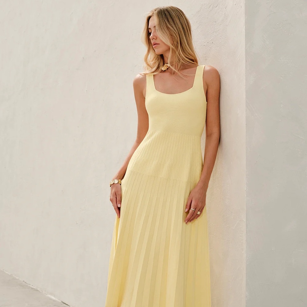 Ribbed knit maxi dress